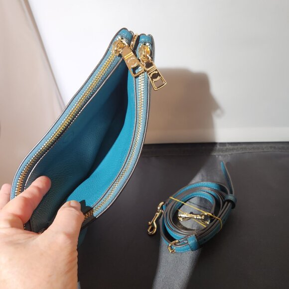 Coach pebble leather Teal Lyla crossbody w/gold toned hardware F38273 - Picture 5 of 11